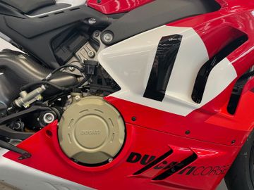 Ducati Panigale V4 R