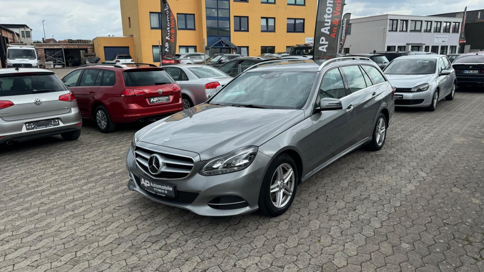 Mercedes-Benz E 300 E T-Modell E 300 BlueTec Hybrid Automatik