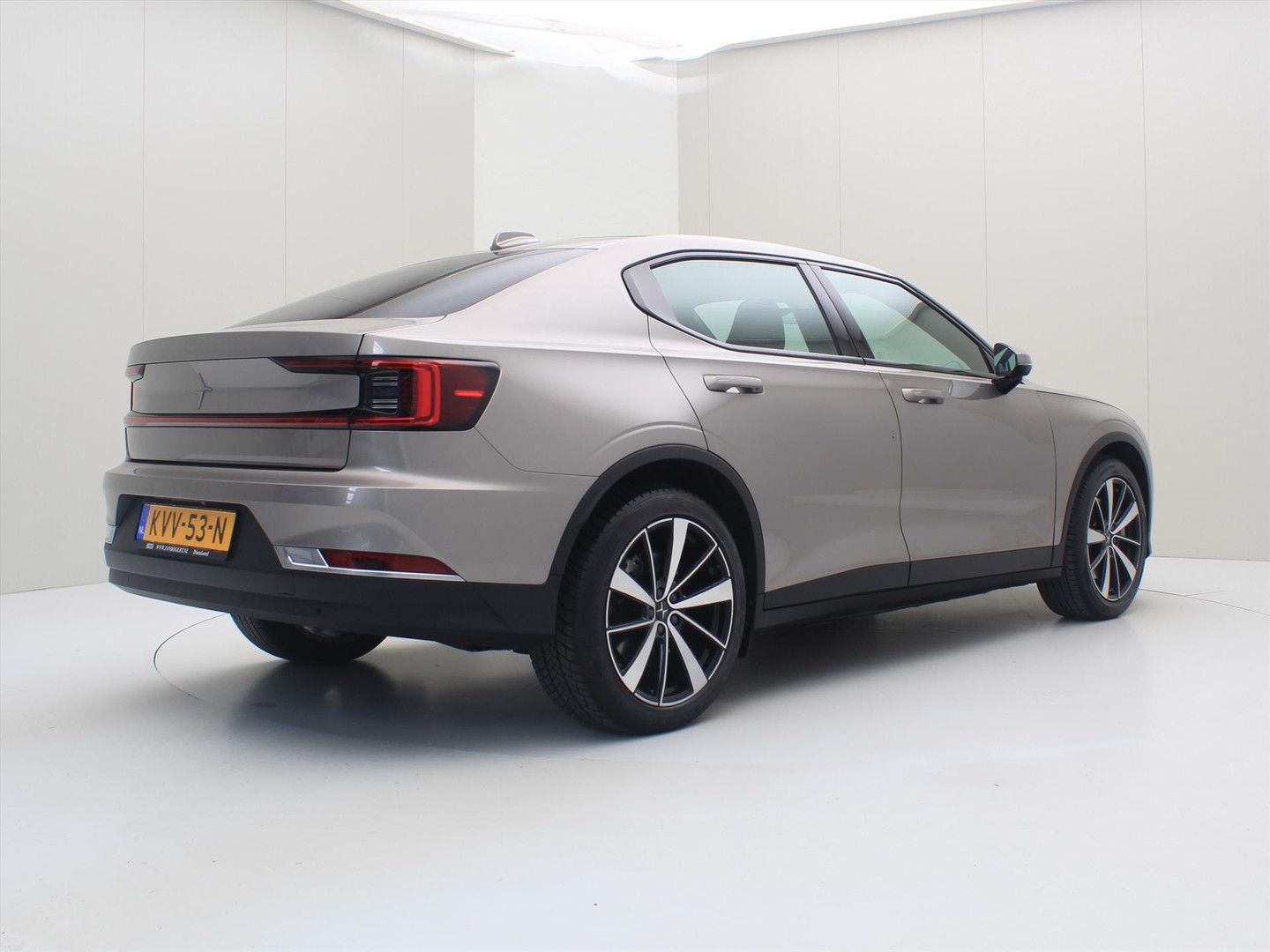 Polestar 2 Long Single motor 231pk 93% SoH [ CRUISE+WARMT imagem 3