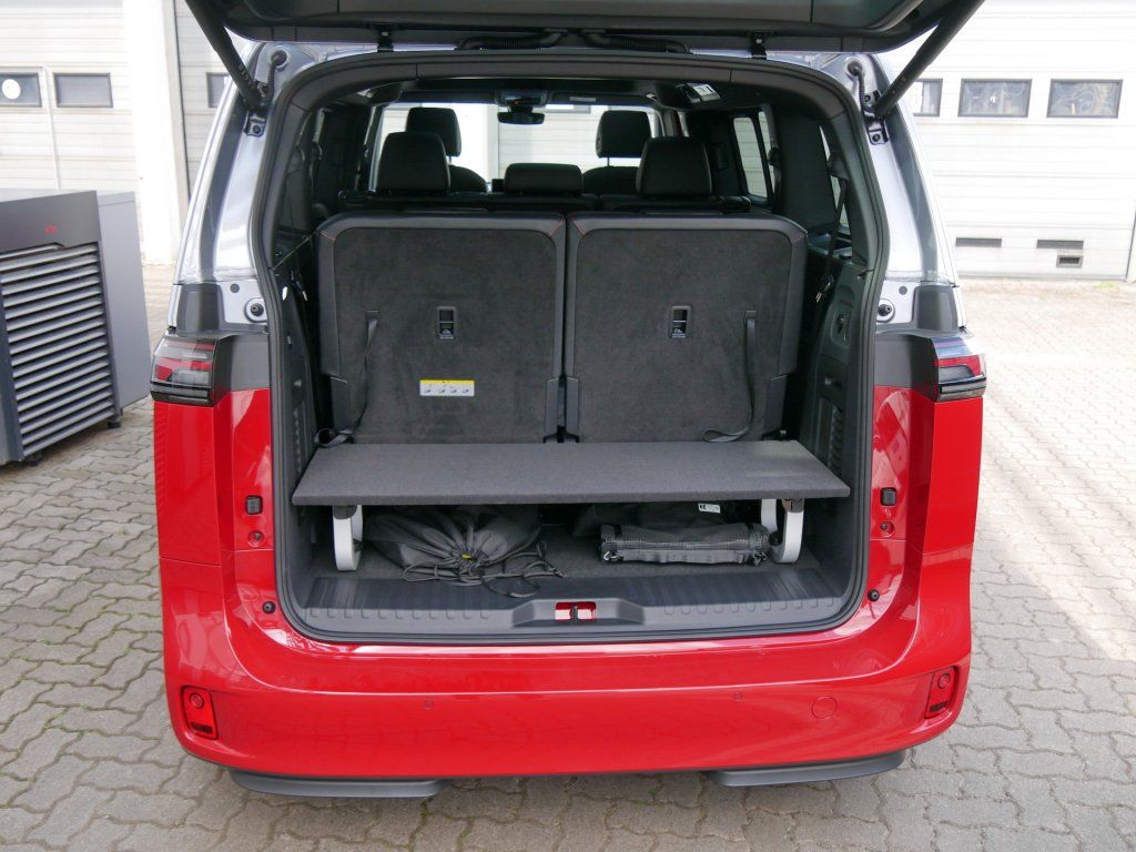 Fahrzeugabbildung Volkswagen ID.Buzz GTX 4Motion AHK Pano Memory