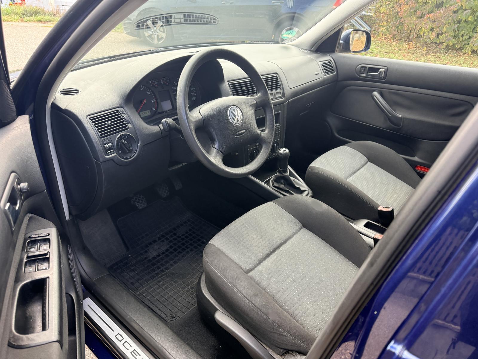 Volkswagen Golf 2004 — photo 9