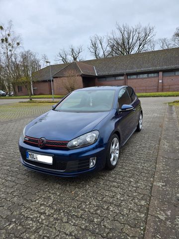 Volkswagen Golf 2.0 TSI GTI 