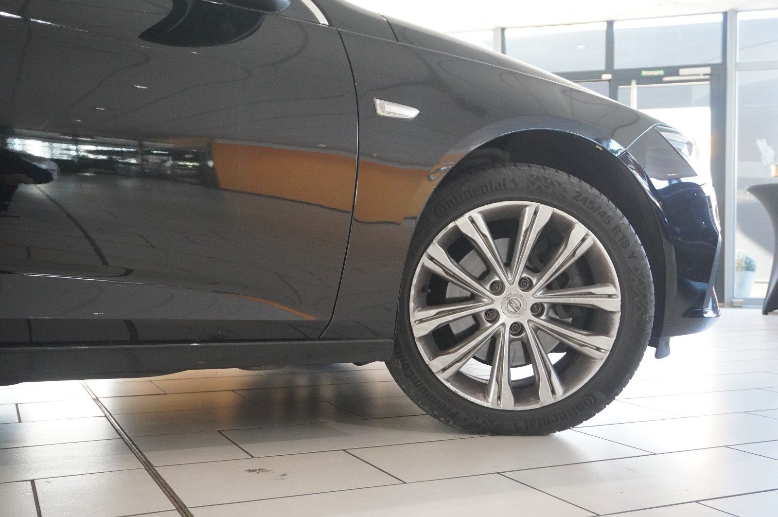 Fahrzeugabbildung Opel Insignia B ST 2.0D ELEGANCE NAVI/LED/KAMERA/HUD