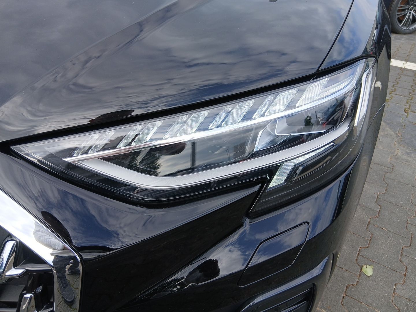 Audi A8 - Bild 8
