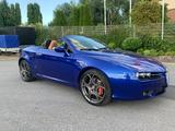 Alfa Romeo Spider 1.8 16V TBi*Navi*Xenon*1 Hand*Leder*19 Zo - Alfa Romeo in Gelsenkirchen