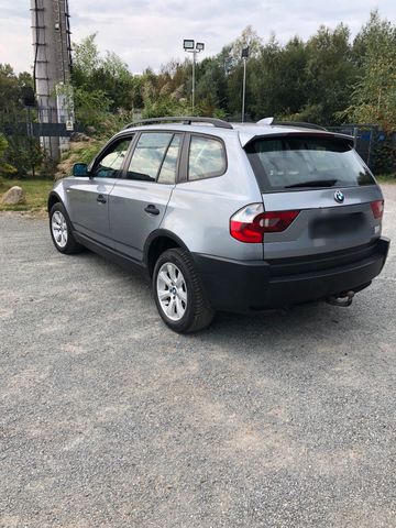 BMW Bmw x3 2.0 Kein Tüv.