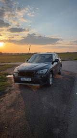 BMW X1 sDrive20d E84 | Leder | Pano | Xeno... - BMW X1 E84 mit Diesel-Antrieb