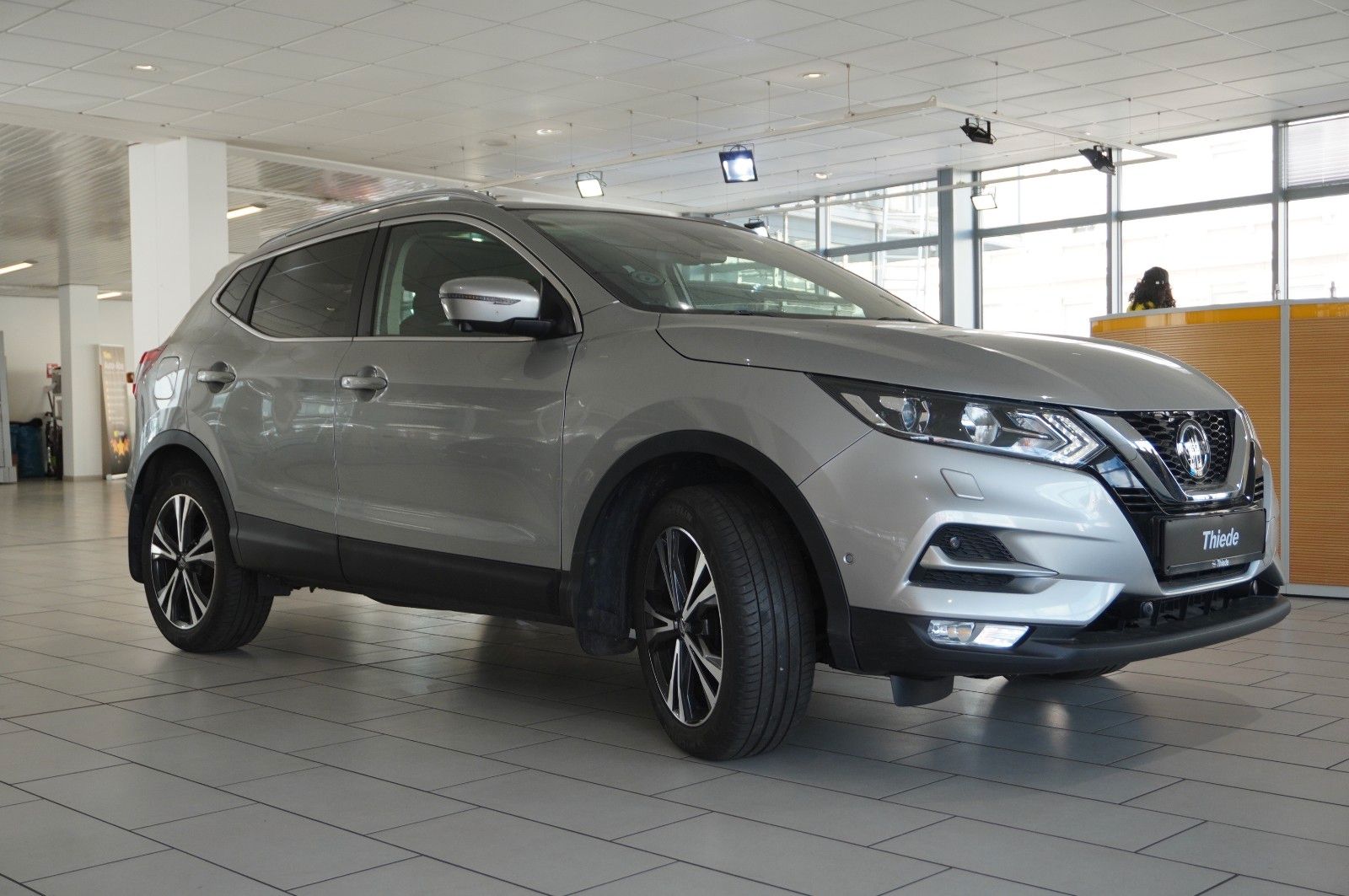 Fahrzeugabbildung Nissan Qashqai 1.5 DCI N-CONNECTA NAVI/LED/360°/PANO.