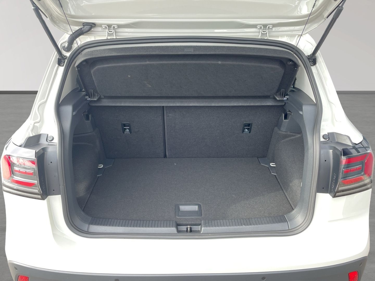 Volkswagen T-Cross - Bild 9