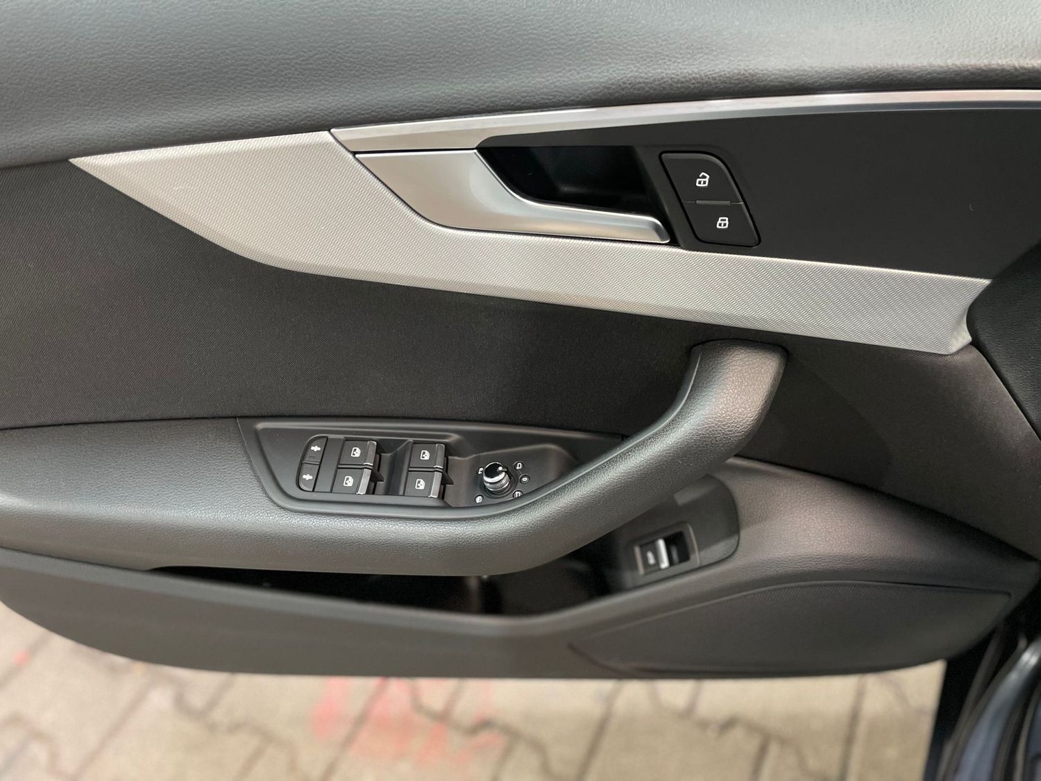 Fahrzeugabbildung Audi A4 S-Line sport#Xenon#Virtual#Tempo#Sound