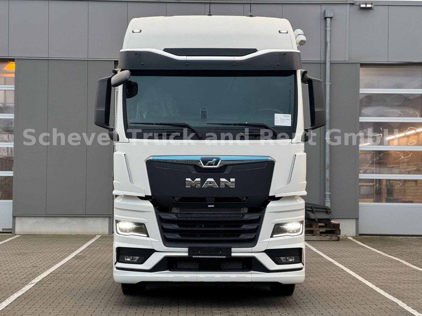 Fahrzeugabbildung MAN TGX 18.480 BL SA GX Retarder & Hydraulik Vor.