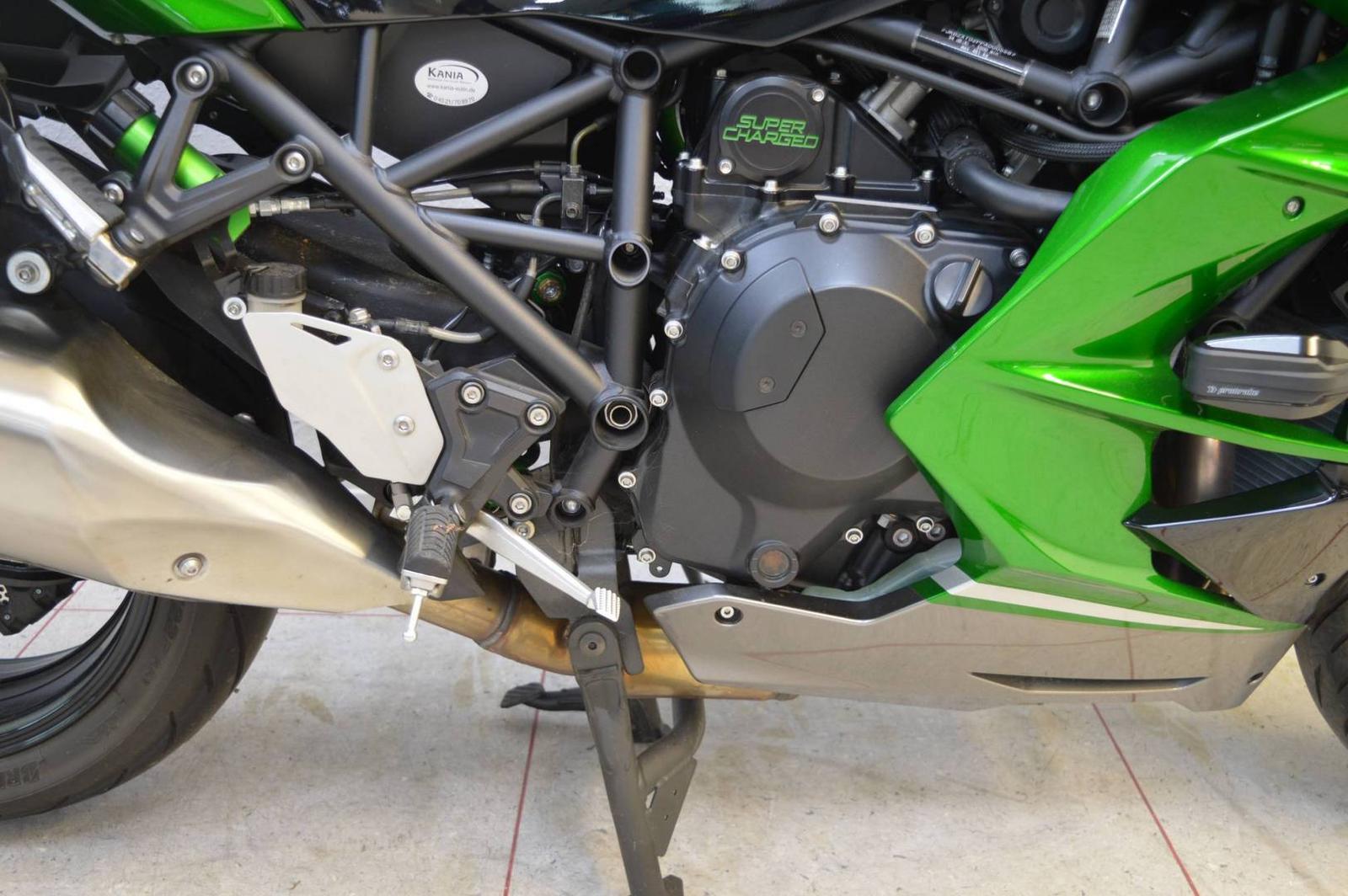 Kawasaki Ninja H2 SX Tourer (viel Zubehör)