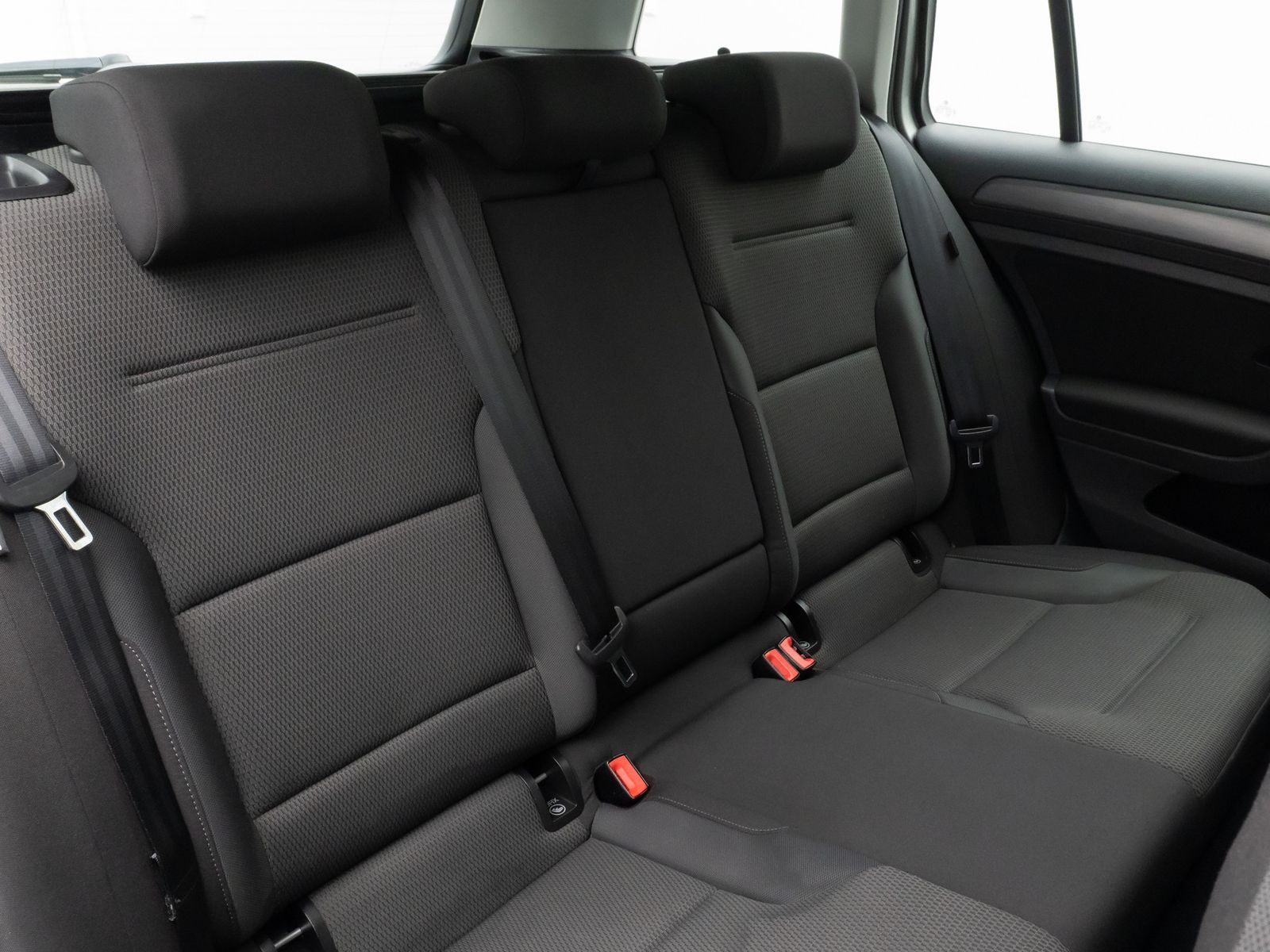Fahrzeugabbildung Volkswagen Golf VII Variant Comfortline Navi PDC Standheiz