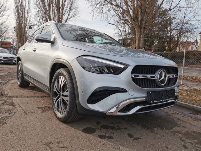 Mercedes-Benz GLA 180 Progressive Advanced/AHK/LED/Kamera/80KM