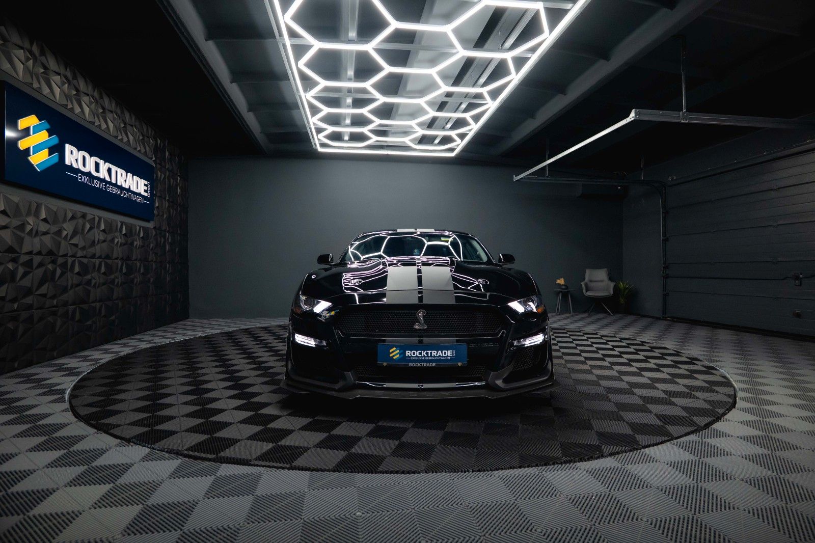 Fahrzeugabbildung Ford Mustang Shelby GT 500 5.0 V8 Performance PREMIUM