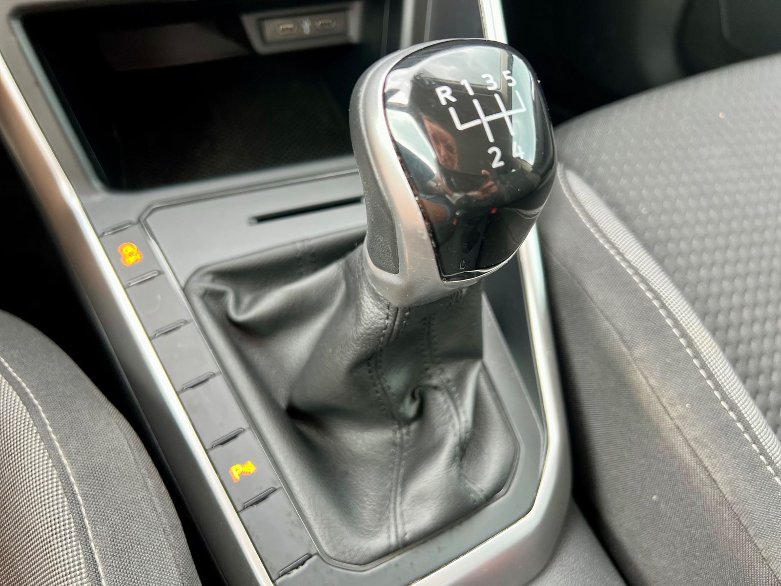 VW Polo Life KLIMA PDC CARPLAY LED