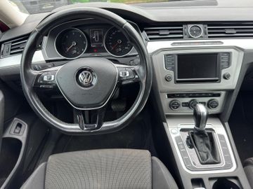 Volkswagen Passat Variant - 11