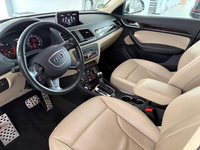 Q3 S-Line 2.0TDI S-TRON QUATTRO LED NAV AHK eHEC