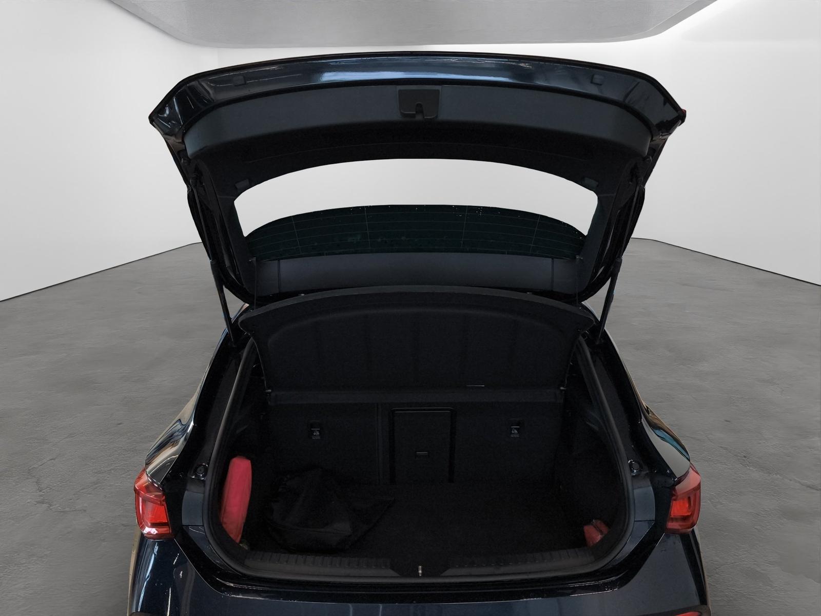 Cupra Leon 1.4 e-Hybrid DSG VZ LED+NAVI+19+EL.SITZ+KAM