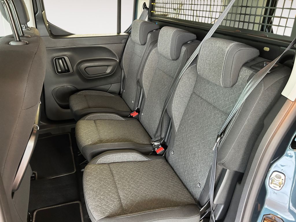 Fahrzeugabbildung Opel Combo 5sitzer 1.5 D 96kW AT XL N1 Edition