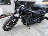 Harley-Davidson Breakout 114 (FXBRS) - Harley-Davidson Breakout FXBR