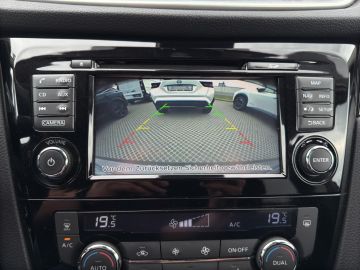 Nissan Qashqai Acenta 1.2 DIG-T °Navi°RFK°PDC°AAC°SHZ°