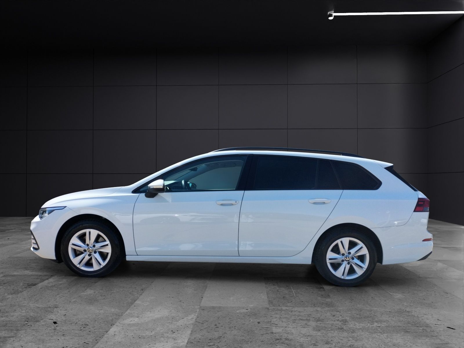 Fahrzeugabbildung Volkswagen Golf VIII Variant TDI Life LED Navi AID ACC PDC