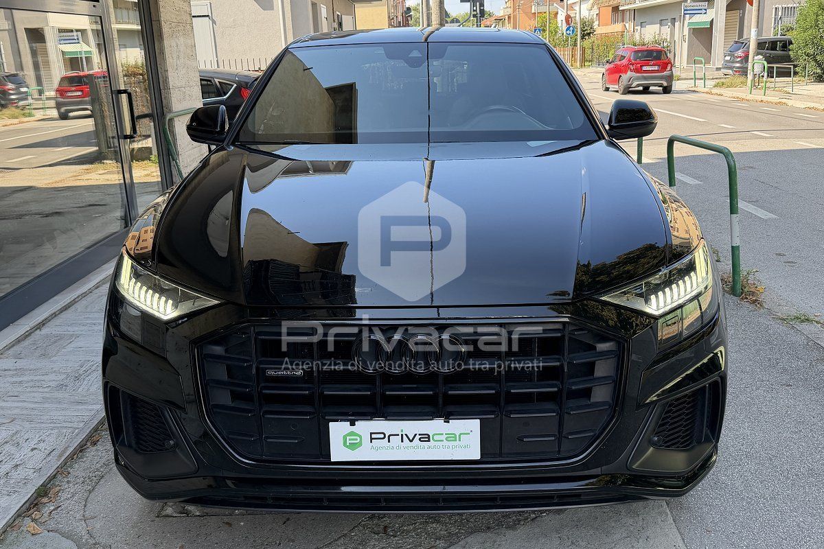 Audi AUDI Q8 50 TDI 286 CV quattro tiptronic Sport imagem 2