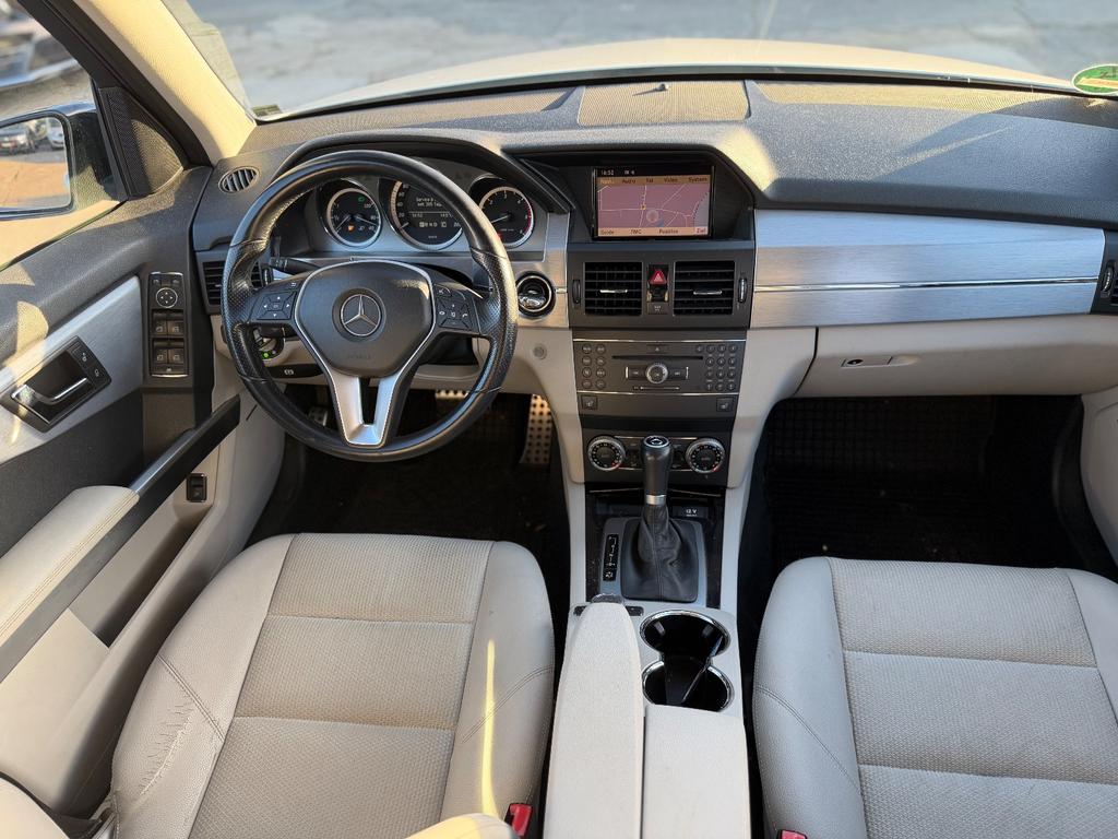 Mercedes-Benz GLK 320