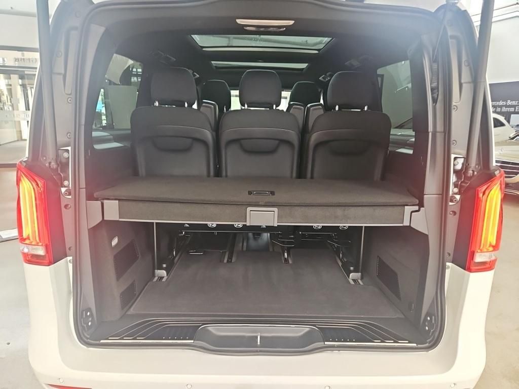Fahrzeugabbildung Mercedes-Benz V 250 ED/L AMG 7 Sitze Tisch Pano AHK Sound DIST