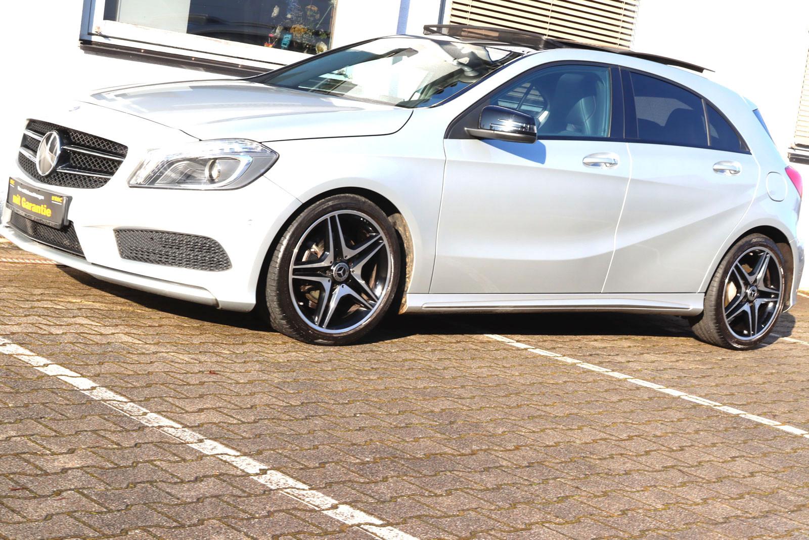 Mercedes-Benz A 180 AMG SPORTPAKET *1-HAND / Gepflegt