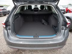 Foto Nummer 19: SKODA Superb