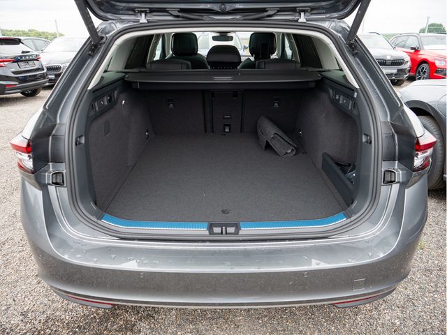 Foto Nummer 19: SKODA Superb
