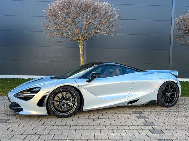 MCLAREN 720S