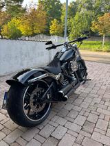 Harley-Davidson Breakout FXSB 103  - Motorräder in Freiburg