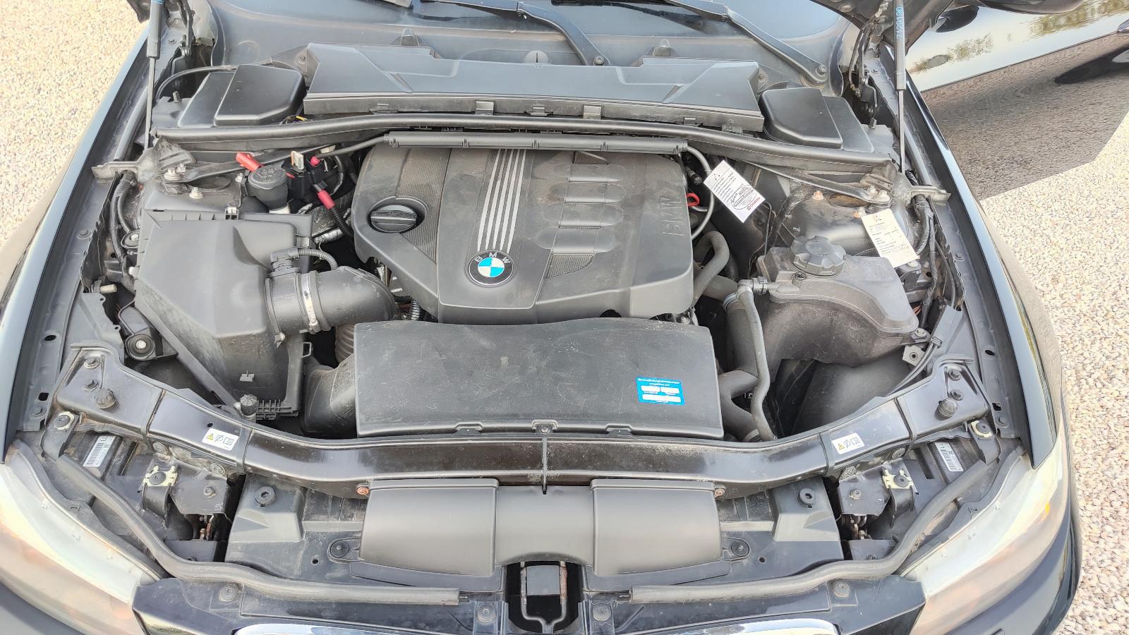 BMW 318 TOURING - 143 CV - BVM - CARNET ENTRETIEN