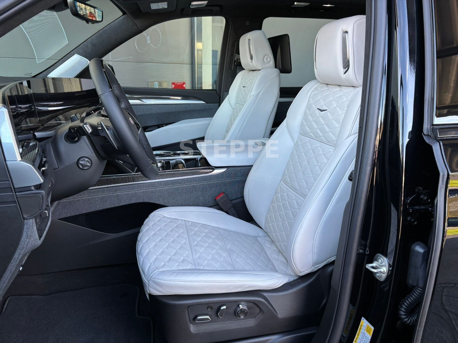 Cadillac Escalade MY26 V-Series 6.2 V8 Supercharged AWD