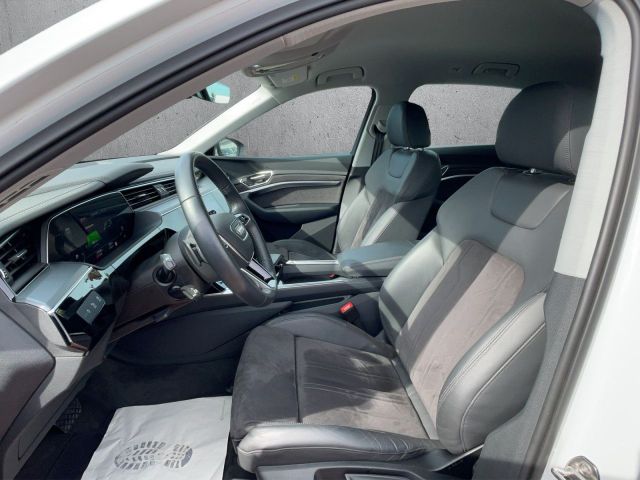 e-tron 55 quattro Bluetooth Navi LED Klima