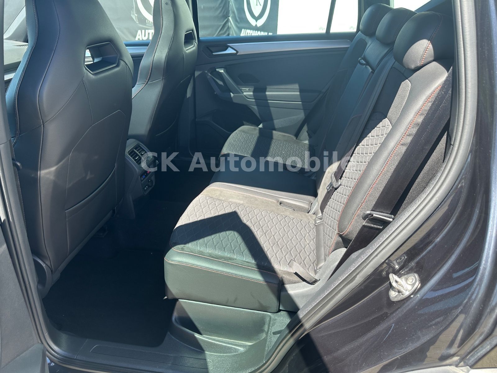Fahrzeugabbildung SEAT Tarraco FR 4Drive 2.0TDI/Navi/Pano/LED/ACC/AHK