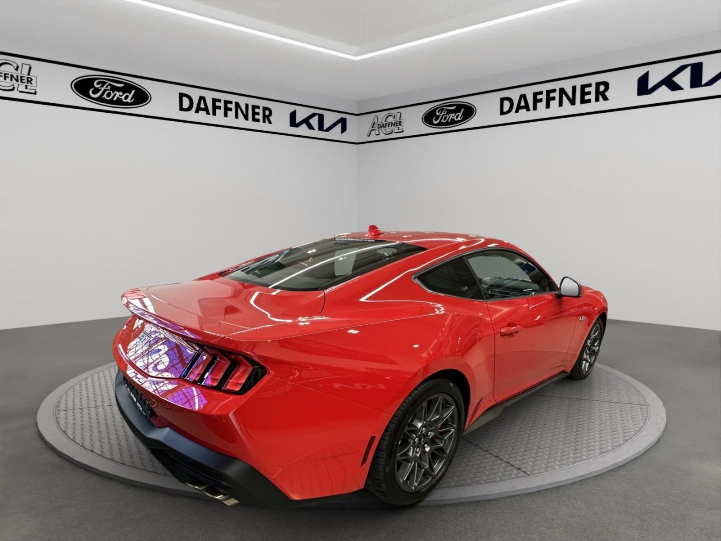 Fahrzeugabbildung Ford Mustang Fastback 5.0 Ti-VCT V8 328 kW GT