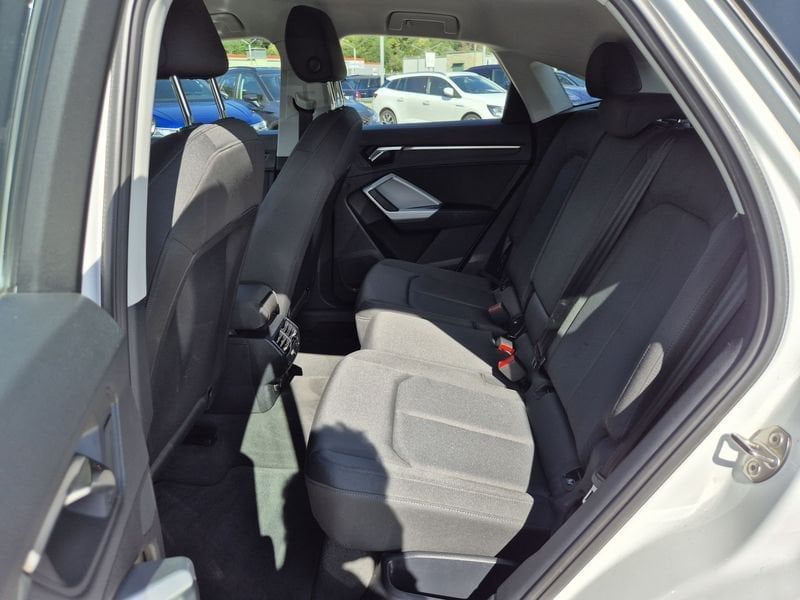 Audi Q3 Sportback 35 2.0 tdi Business Plus s-tro foto 7