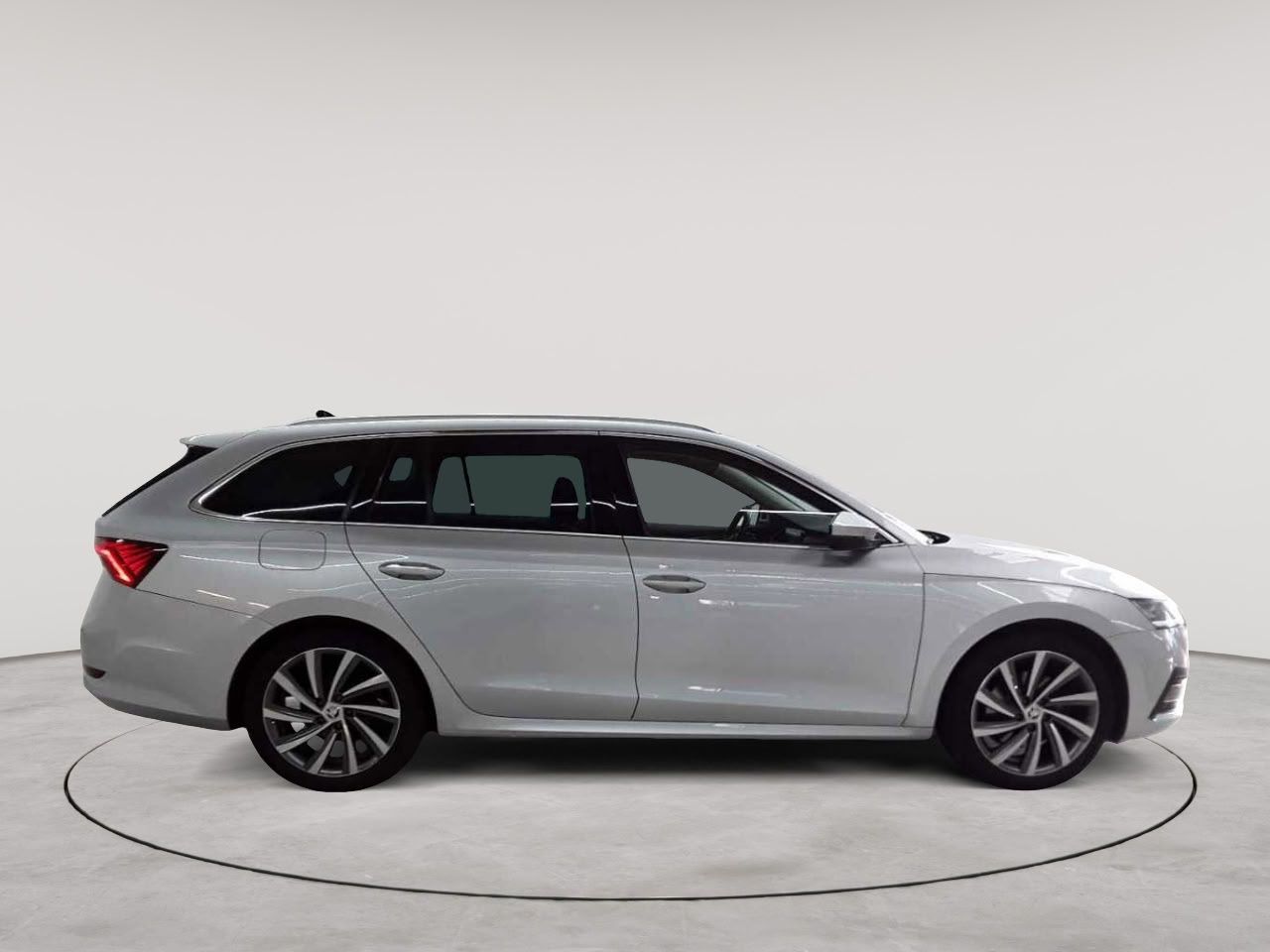 Skoda Octavia Combi 2.0 TDI DSG Style AHK NAV imagem 3