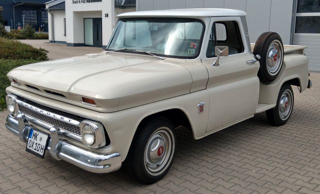 Chevrolet C10 Pick Up ORIGINAL V8 !!!