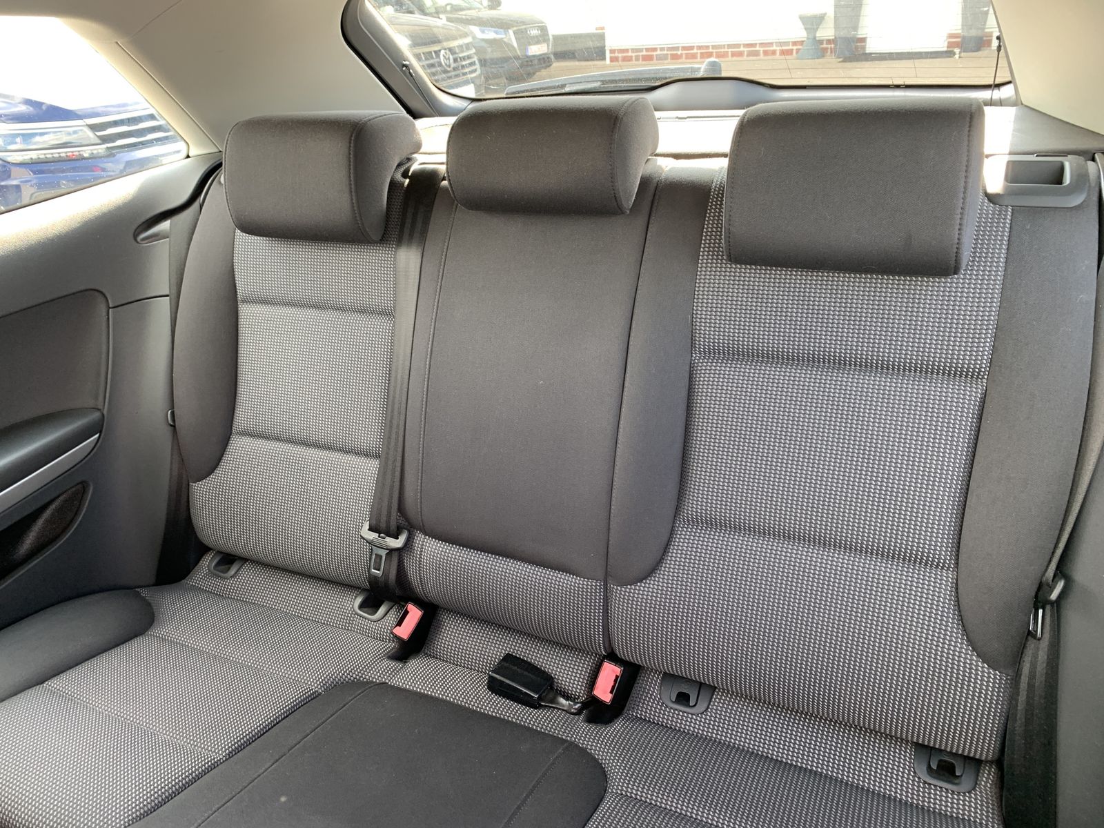 Fahrzeugabbildung Audi A3 2.0 TDI*Ambition*BI-Xenon*PDC*SHZ*MFL*Navi*