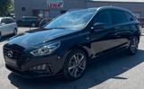 Hyundai i30 CW 1.5T-GDI 48V Trend NAV+SHZ+AHK+WR+PDC+RFK - Hyundai i30 48V Gebrauchtwagen