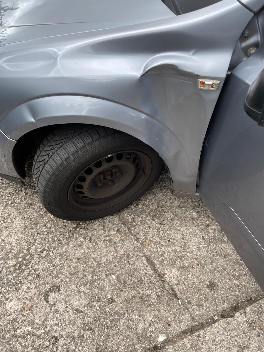Opel Astra 2010 — photo 6