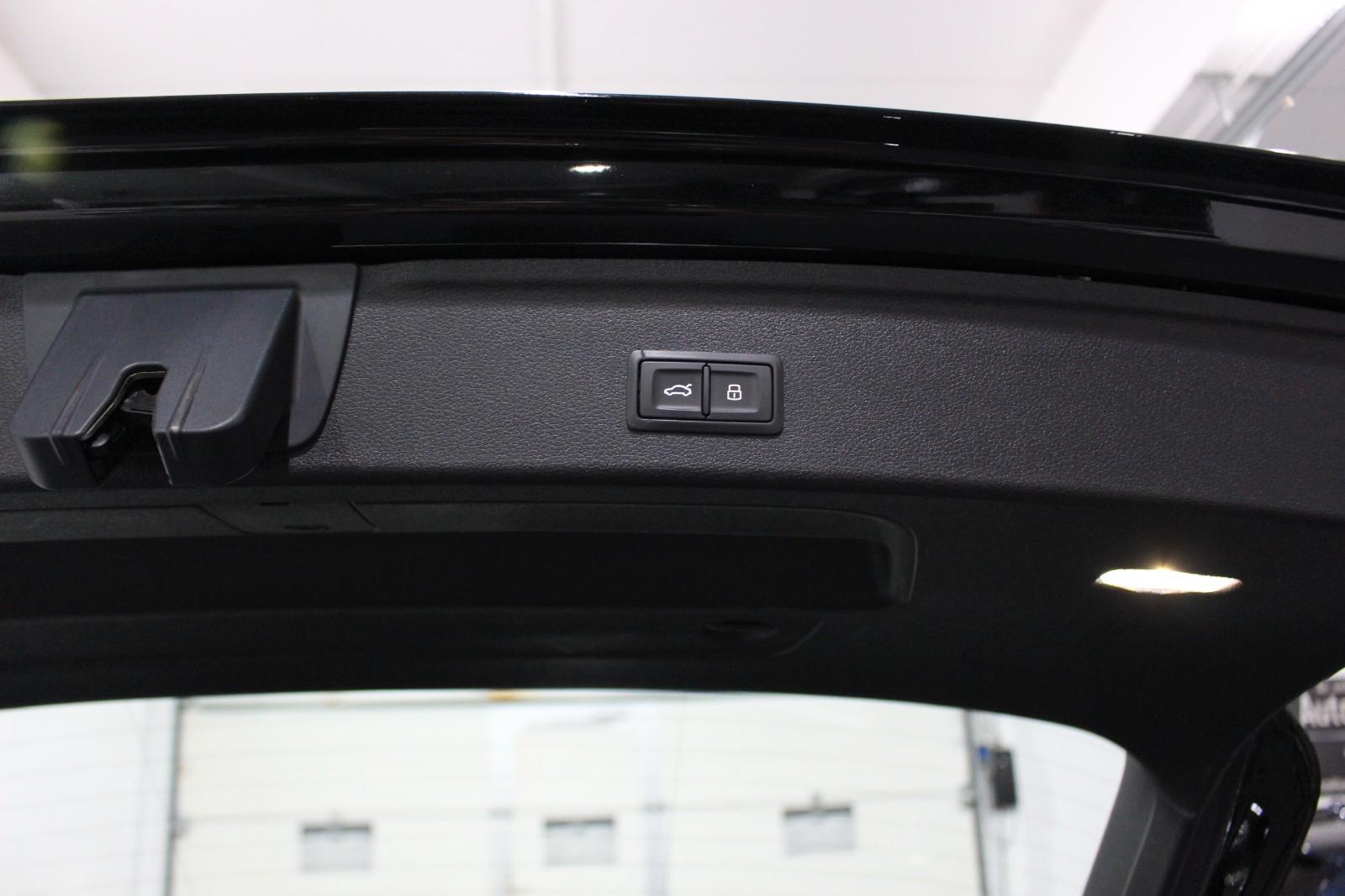 Audi A4 Avant 40 TFSI Sport S-Line NAVI LED 19" TOP