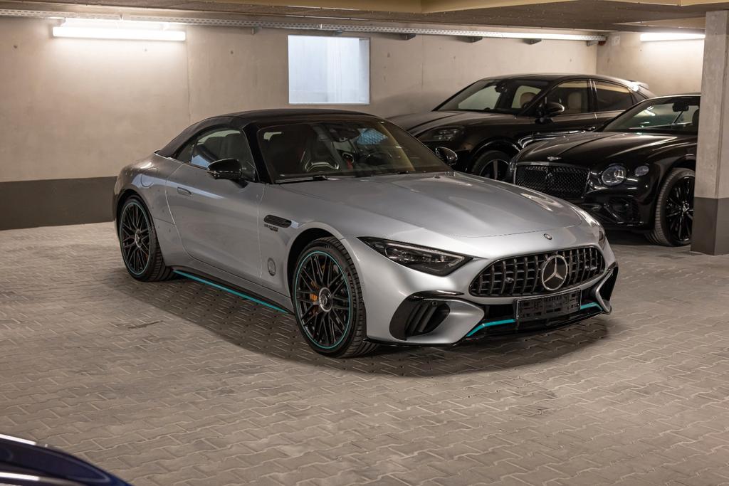 Mercedes-Benz SL 63 AMG