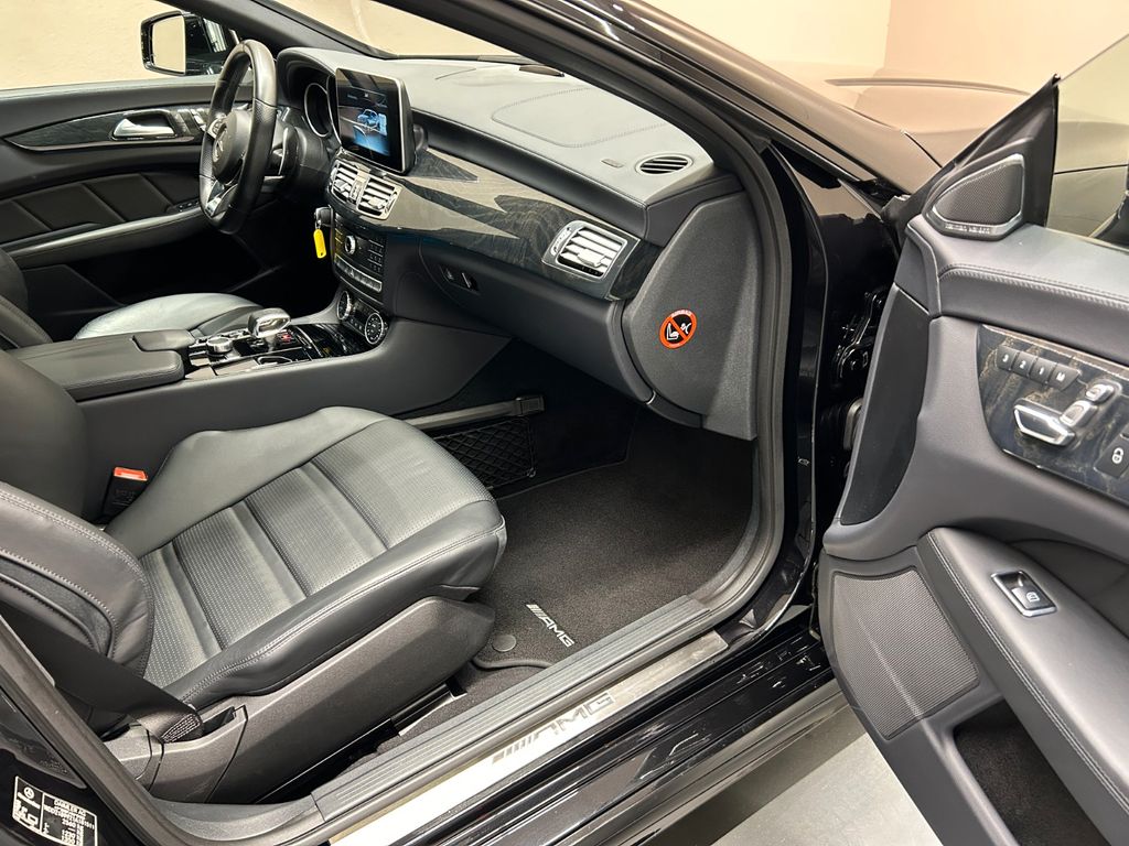 Mercedes-Benz CLS 63 AMG Shooting Brake CLS63 AMG Shooting Brake 4M**750PS**20"**NIGHT**