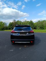 Peugeot 2008 Allure BlueHDi 120 STOP & START Allure - Peugeot 2008 mit Diesel-Antrieb: Limousine